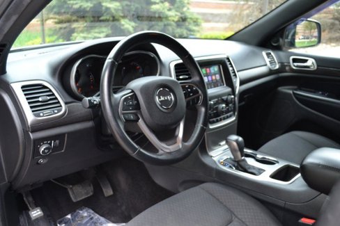 Used 2018 Jeep Grand Cherokee Laredo image 19