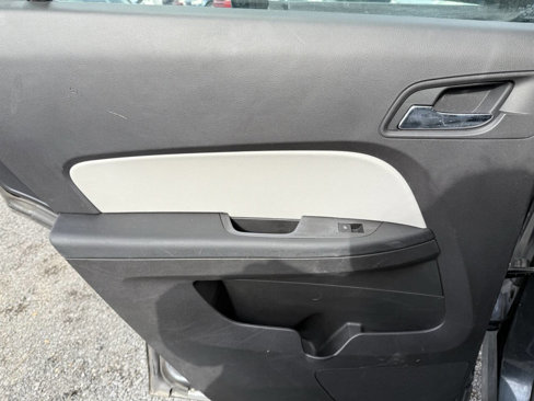 Used 2011 Chevrolet Equinox LS w/ Bluetooth Package image 23