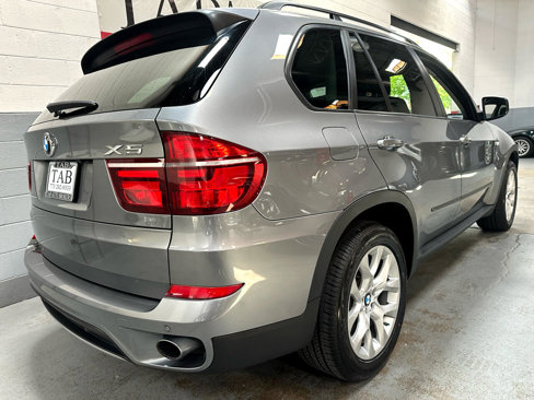 Used 2012 BMW X5 xDrive35i w/ Convenience Pkg image 3