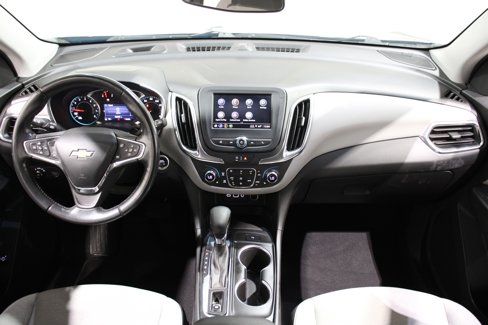 Used 2022 Chevrolet Equinox LT image 2