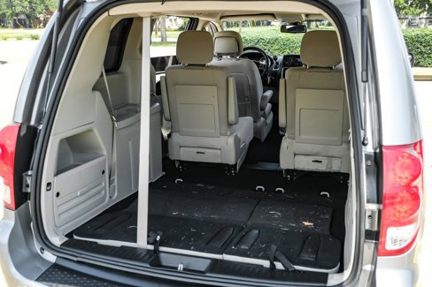 Used 2019 Dodge Grand Caravan SE image 54