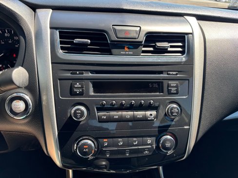 Used 2014 Nissan Altima 2.5 S w/ Sport Value Package image 20