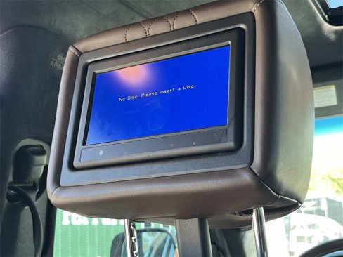 Used 2017 INFINITI QX80 Limited image 19