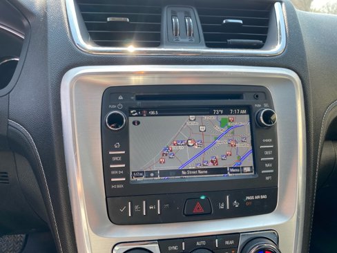 Used 2017 GMC Acadia Limited SLT image 14