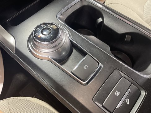 Used 2019 Ford Fusion SE image 24