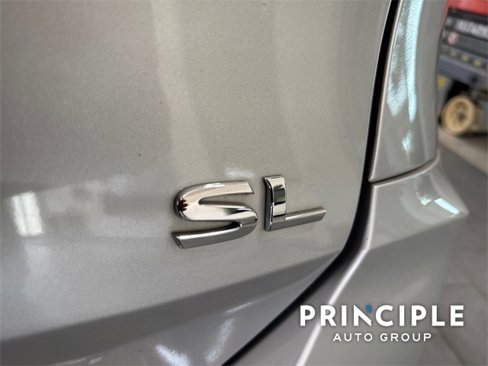 Used 2018 Nissan Rogue SL image 12