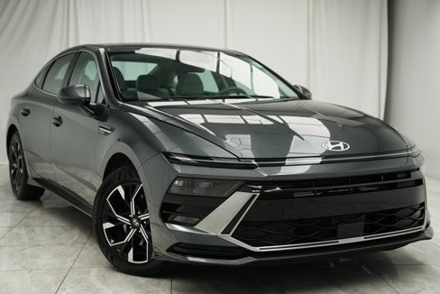 Used 2025 Hyundai Sonata SEL image 1