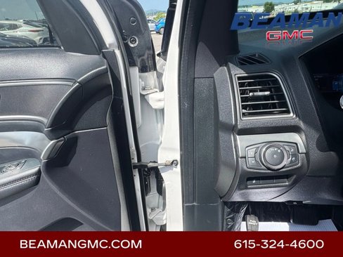 Used 2019 Ford Explorer XLT w/ Equipment Group 202A image 13