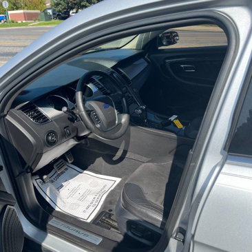 Used 2010 Ford Taurus SHO image 10