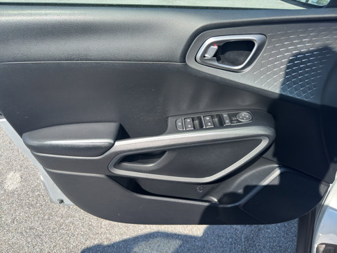 Used 2021 Kia Soul LX image 20