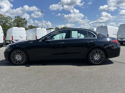 Used 2023 Mercedes-Benz C 300 4MATIC Sedan image 4