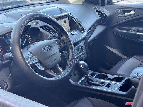 Used 2019 Ford Escape SE image 14