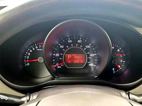 Used 2016 Kia Soul image 17