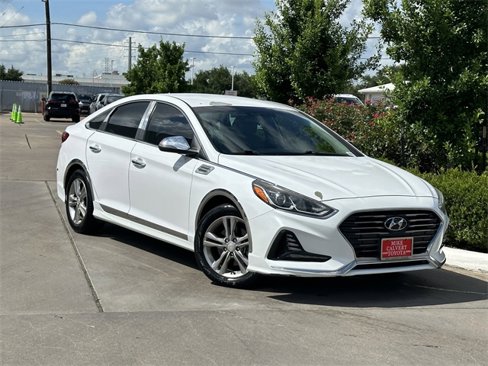 Used 2018 Hyundai Sonata SEL image 2