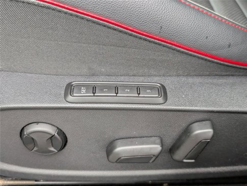 Used 2022 Volkswagen GTI Autobahn image 22