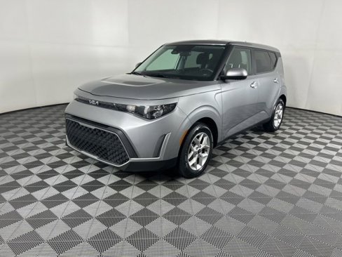 Used 2023 Kia Soul LX w/ Option Group 015 image 3