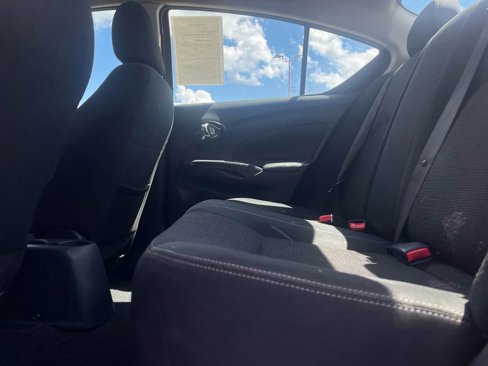 Used 2017 Nissan Versa SV image 10