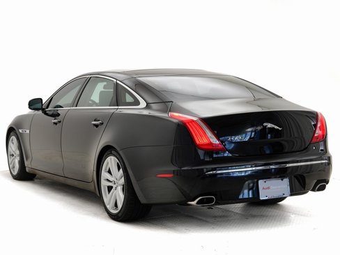 Used 2012 Jaguar XJ L image 34