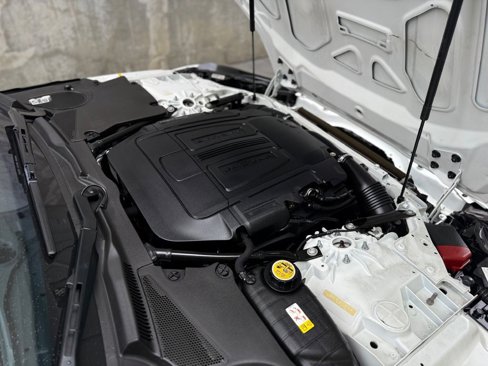 Used 2018 Jaguar F-TYPE Coupe image 27