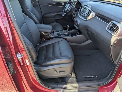 Used 2016 Kia Sorento EX image 33