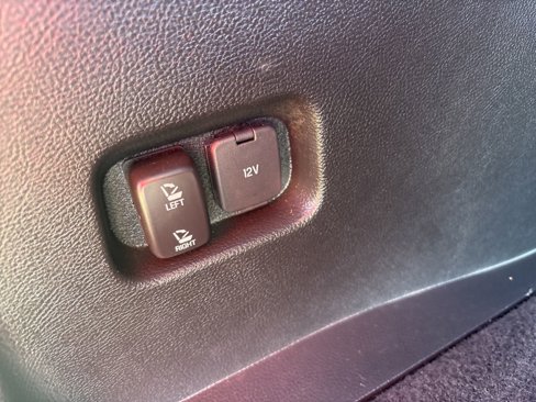 Used 2022 Ford Edge ST-Line image 28