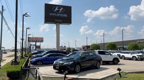 Used 2017 Toyota Camry image 42