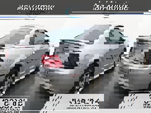Used 2004 Ford Mustang Coupe image 5