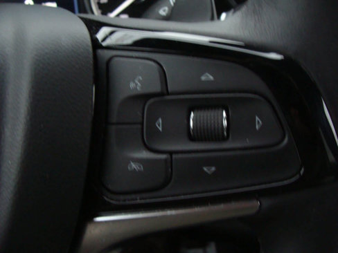 Used 2024 Buick Enclave Essence w/ Technology Package image 9