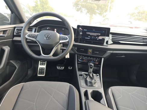 New 2025 Volkswagen Jetta Sport image 20