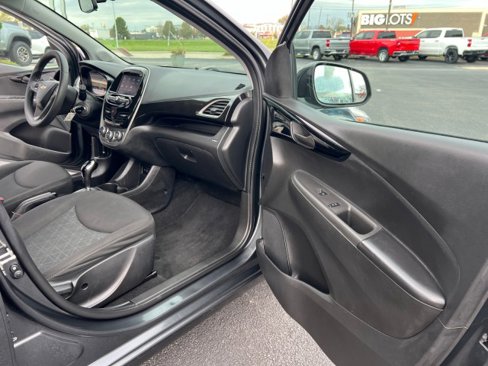 Used 2021 Chevrolet Spark LT image 27
