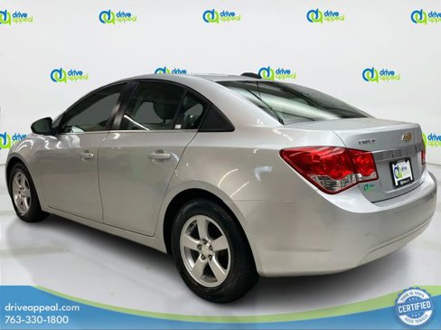Used 2015 Chevrolet Cruze LT image 7