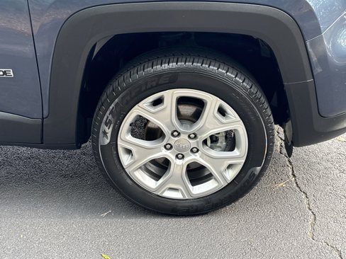 Used 2022 Jeep Renegade Limited image 11