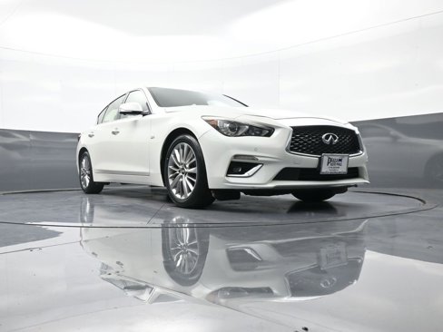 Used 2018 INFINITI Q50 Luxe w/ Essential Package (3.0T Luxe) image 27