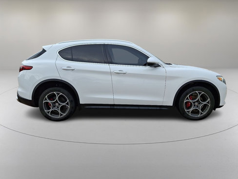 Used 2018 Alfa Romeo Stelvio Ti image 12