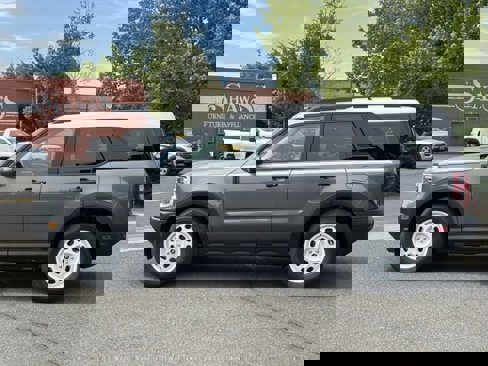 New 2025 Ford Bronco Sport Heritage w/ Convenience Package image 6