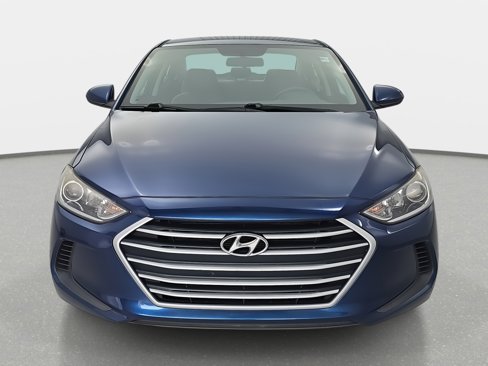 Used 2018 Hyundai Elantra SE w/ SE Connectivity Package 04 image 2