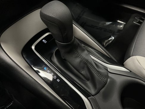 Used 2024 Toyota Corolla LE image 19