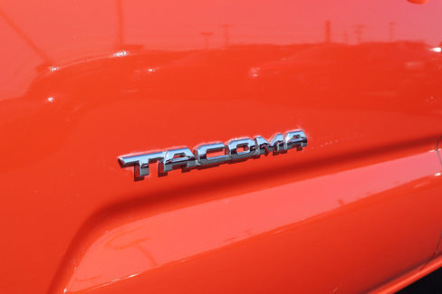 Used 2016 Toyota Tacoma TRD Off-Road image 23