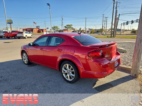 Used 2012 Dodge Avenger R/T image 3