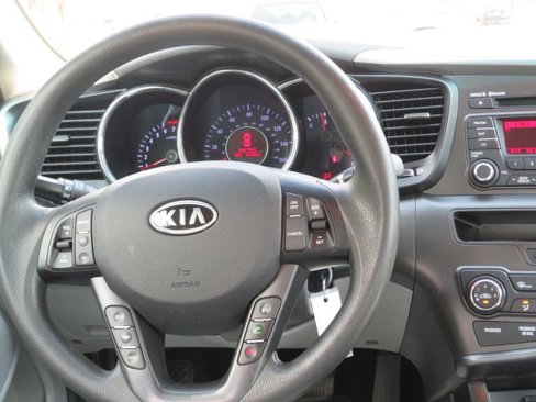 Used 2012 Kia Optima LX w/ Convenience Pkg image 24