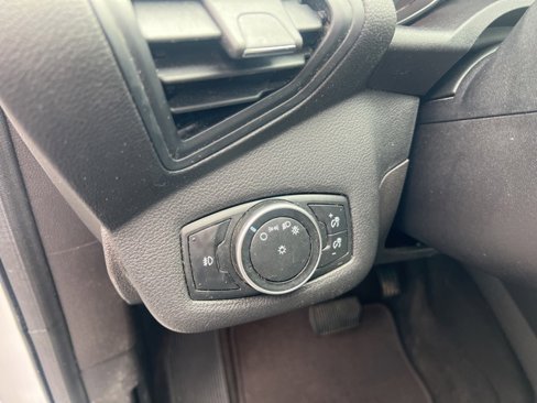 Used 2016 Ford Escape SE w/ Equipment Group 201A image 19