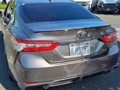 Used 2019 Toyota Camry L image 23