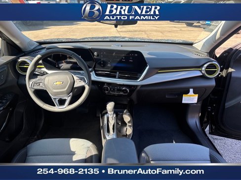 New 2026 Chevrolet Trax LT w/ Driver Confidence Package image 19