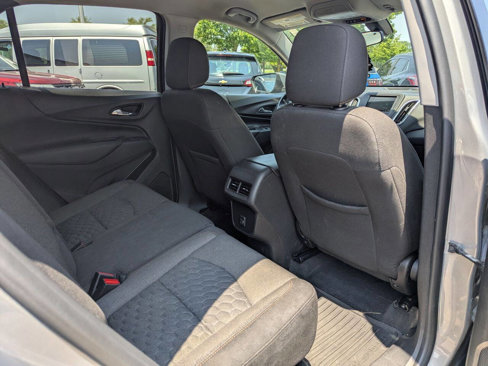 Used 2019 Chevrolet Equinox LT image 19