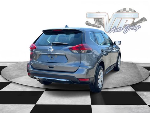 Used 2020 Nissan Rogue S image 5