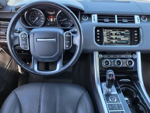 Used 2015 Land Rover Range Rover Sport HSE image 10