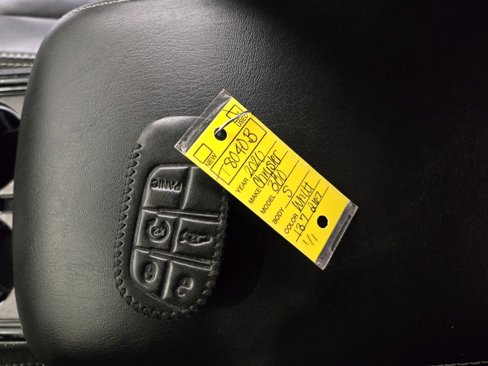 Used 2020 Chrysler 300 S image 26