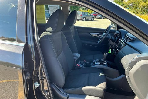 Used 2018 Nissan Rogue S image 7