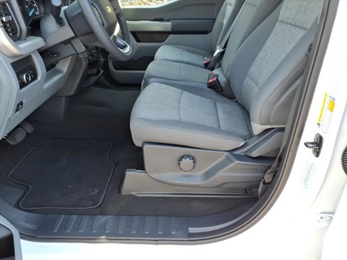 New 2026 Ford F250 4x4 Crew Cab Super Duty image 6