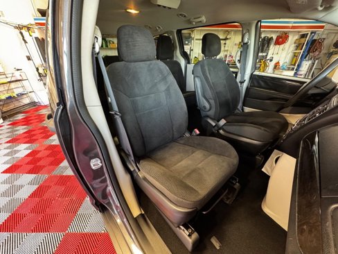 Used 2019 Dodge Grand Caravan SE image 9